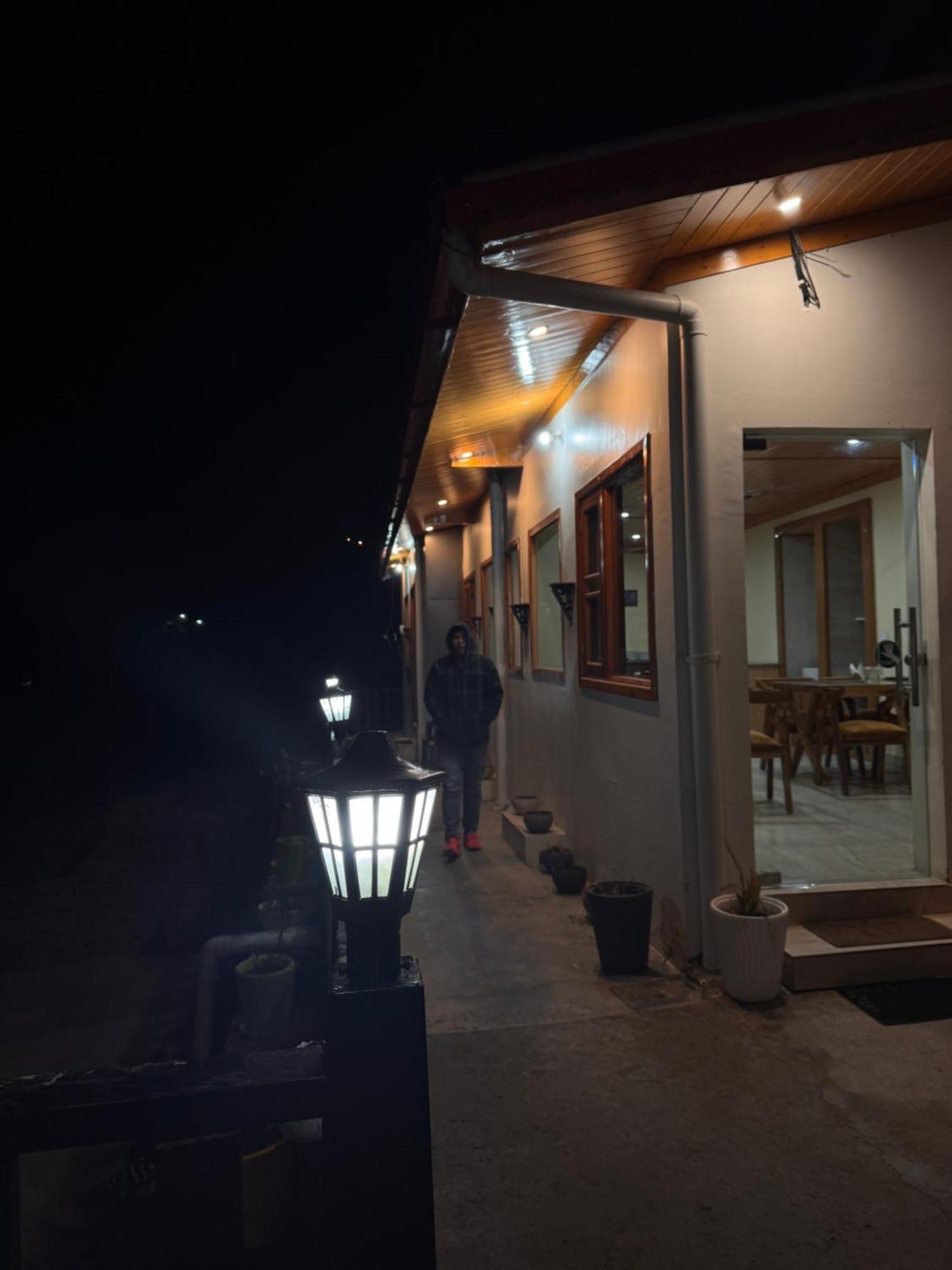 The Vintage Hill Village - Himalayan Boutique Resort Kanatal Εξωτερικό φωτογραφία