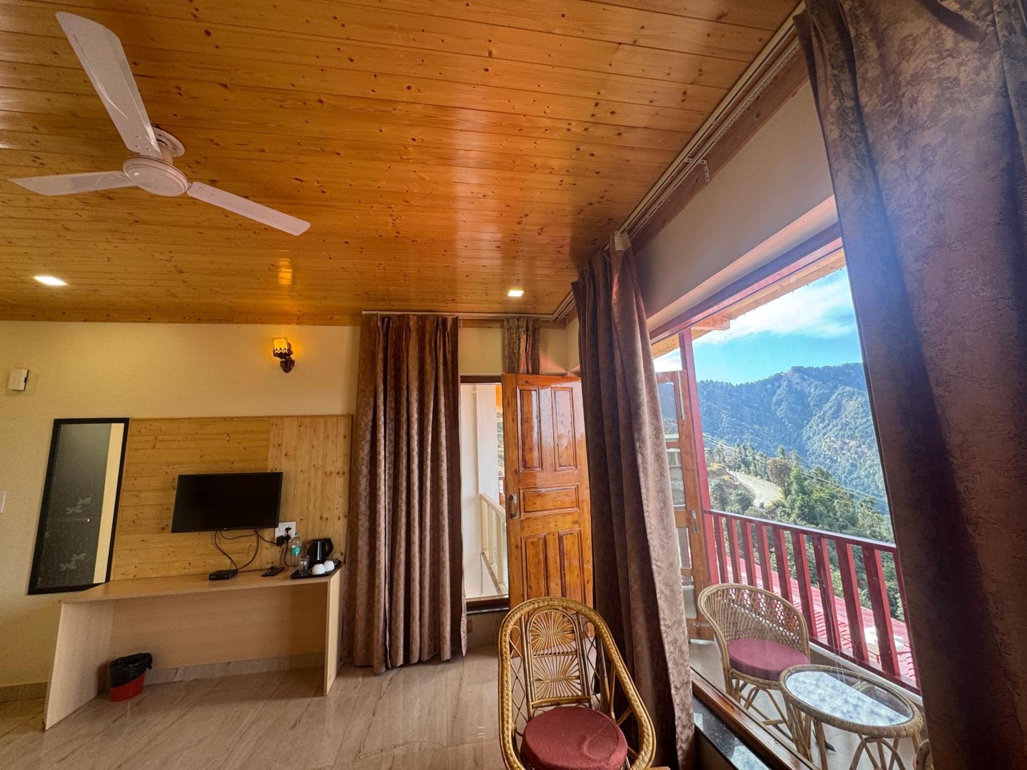 The Vintage Hill Village - Himalayan Boutique Resort Kanatal Εξωτερικό φωτογραφία