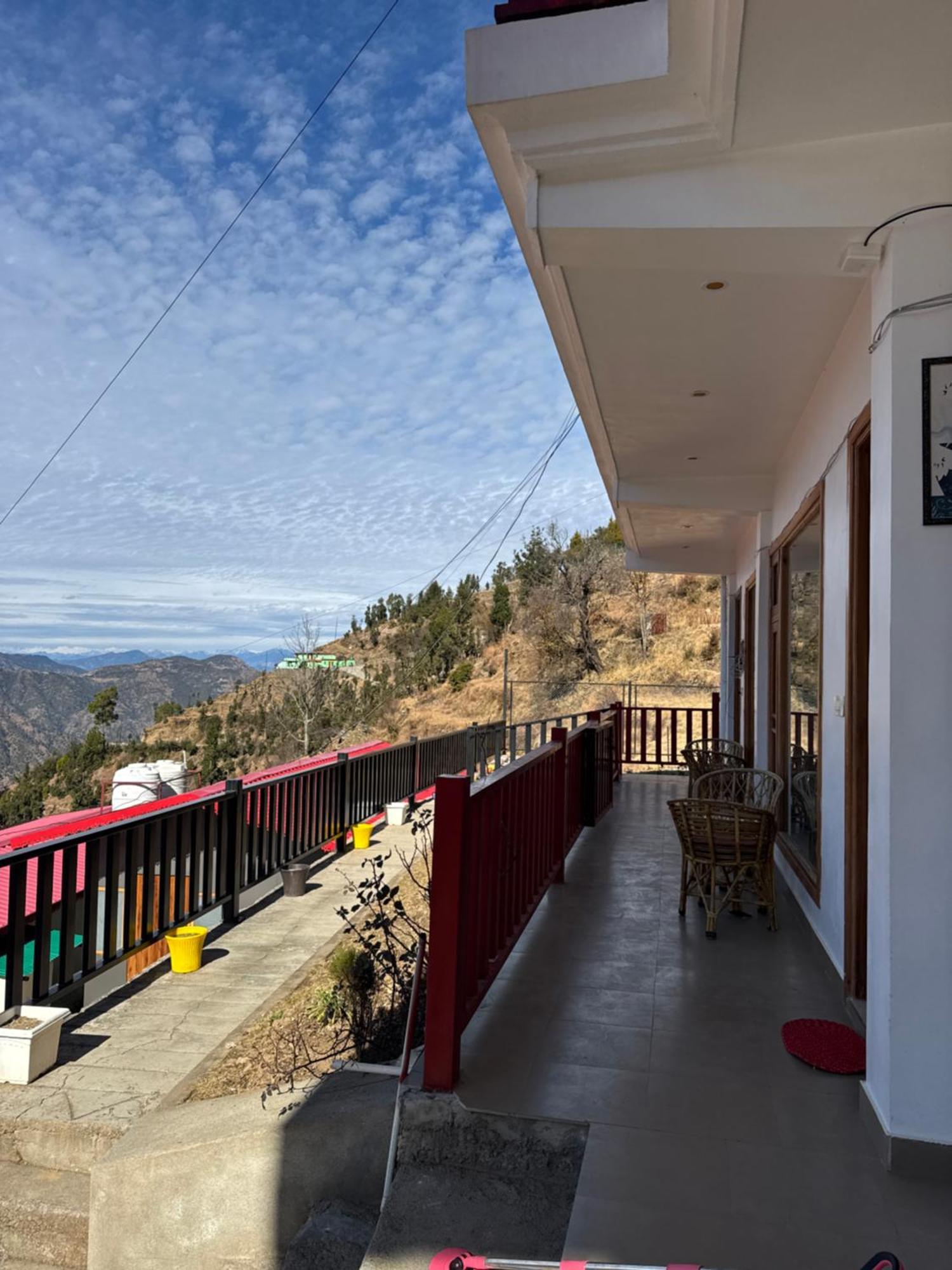 The Vintage Hill Village - Himalayan Boutique Resort Kanatal Εξωτερικό φωτογραφία