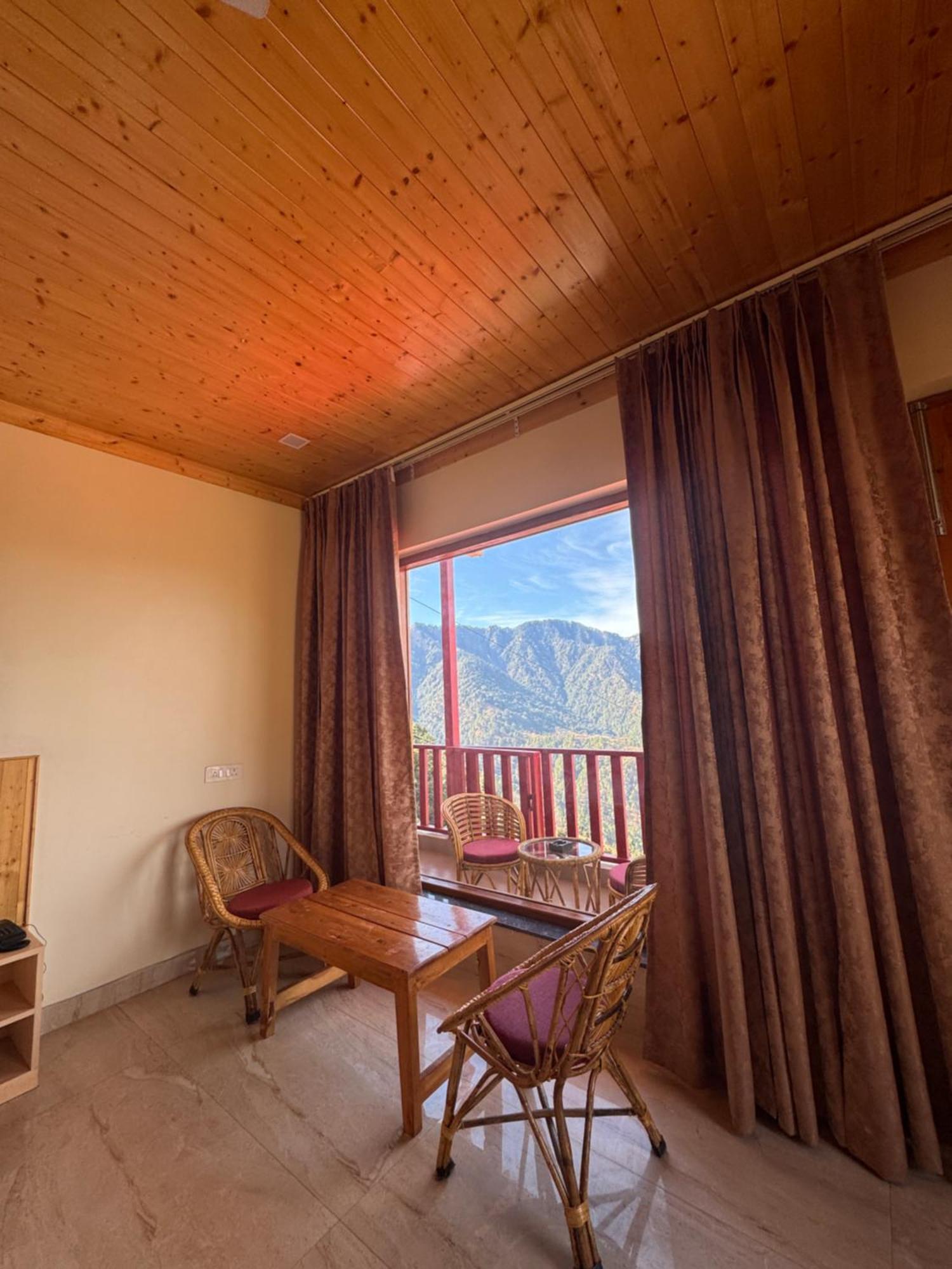 The Vintage Hill Village - Himalayan Boutique Resort Kanatal Εξωτερικό φωτογραφία